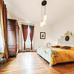 Villa Chateau Robert *