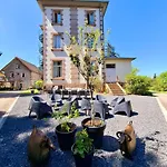 Villa Chateau Robert