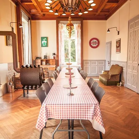 Chateau Robert Villa