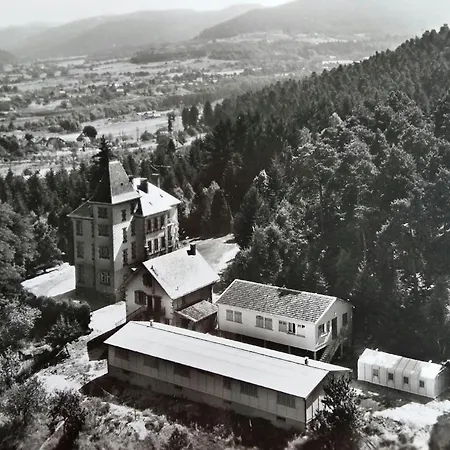 Chateau Robert فيلة *