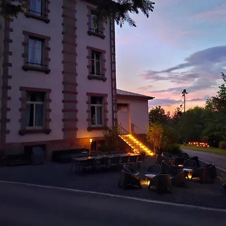 Chateau Robert Villa