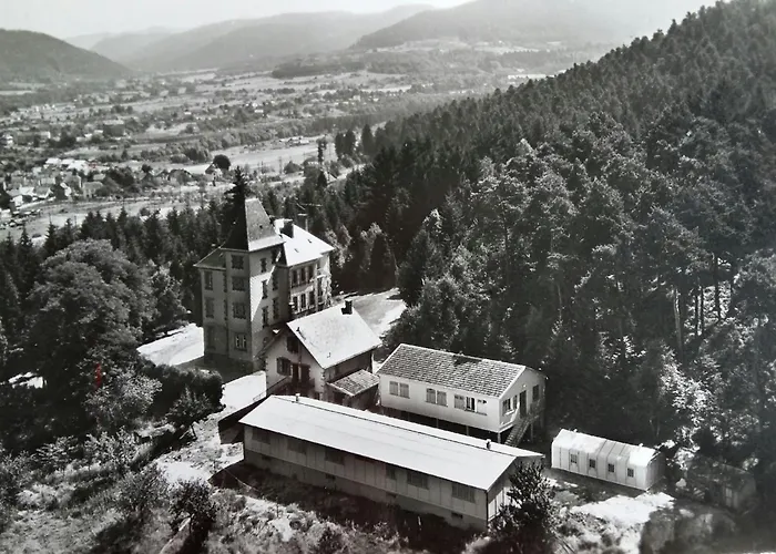 Chateau Robert 빌라 *