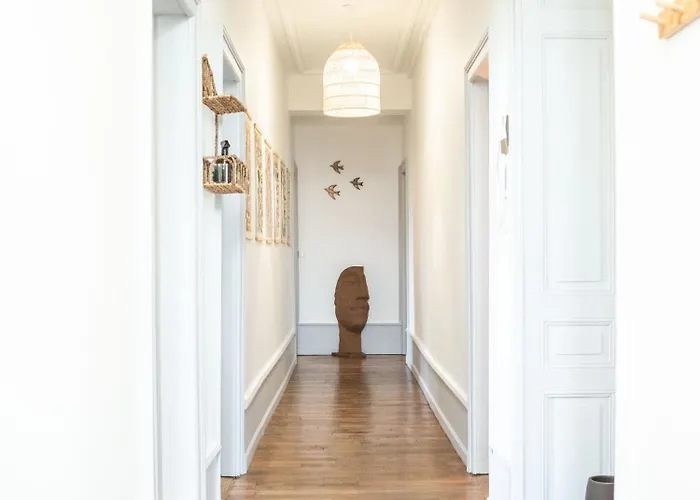 Château Robert Villa *