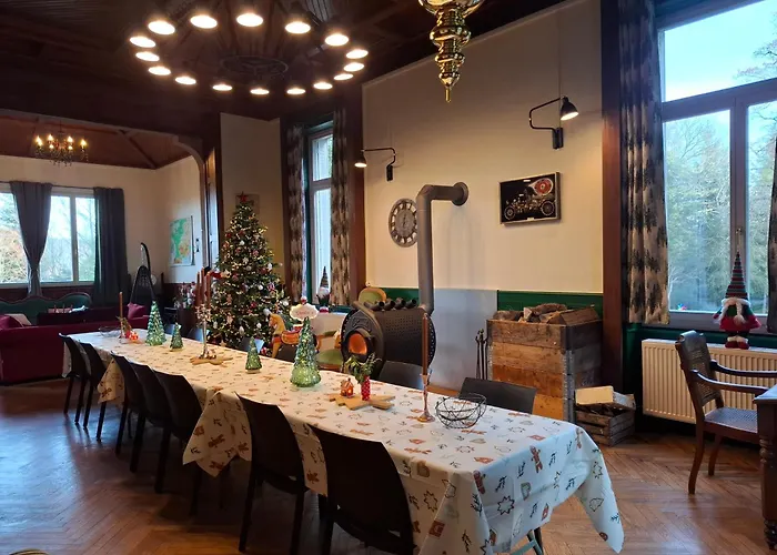 Chateau Robert Villa