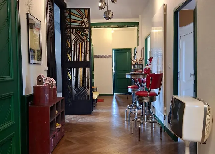 Chateau Robert 빌라 *